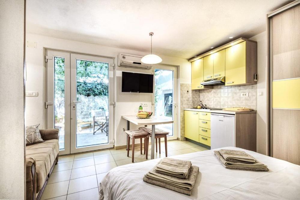 פובליה Apartments Gracija מראה חיצוני תמונה