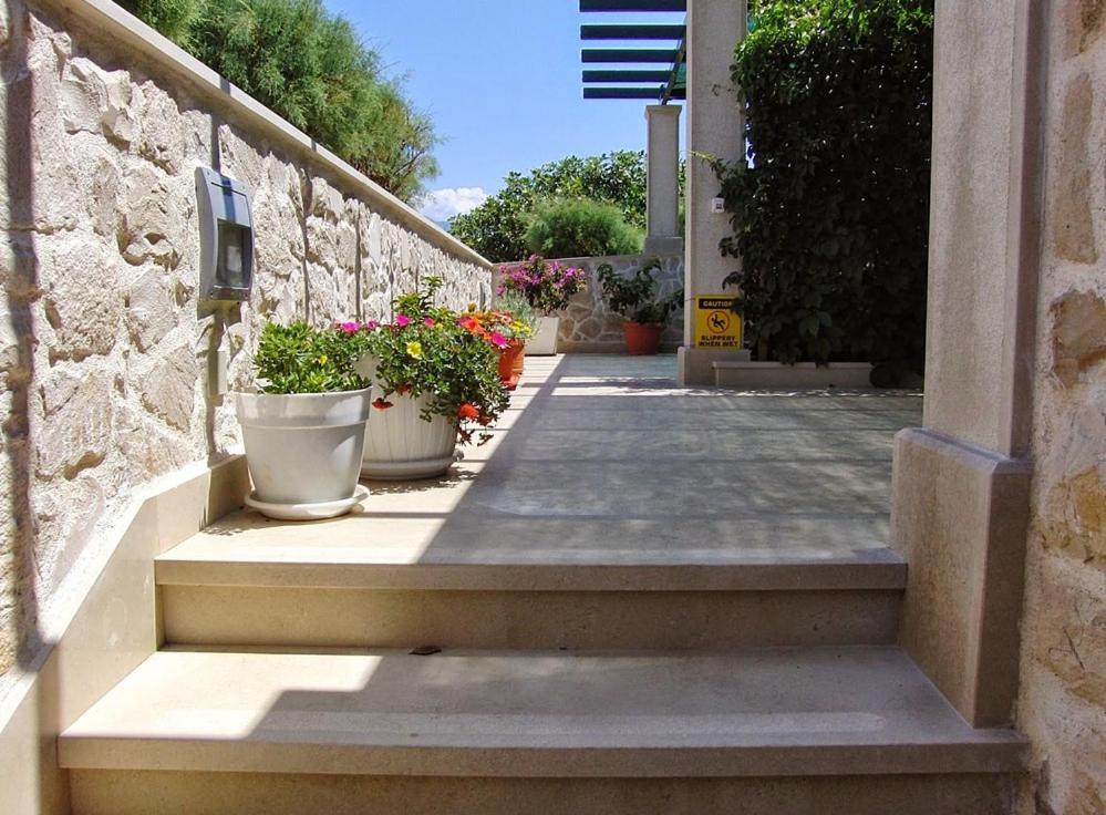 פובליה Apartments Gracija מראה חיצוני תמונה